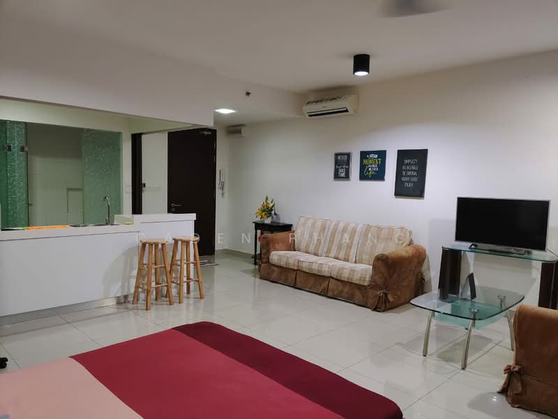 Servis Apartment untuk Disewa di Trefoil @ Setia City - Caden Phang - Living Room - PropertyGuru.com.my