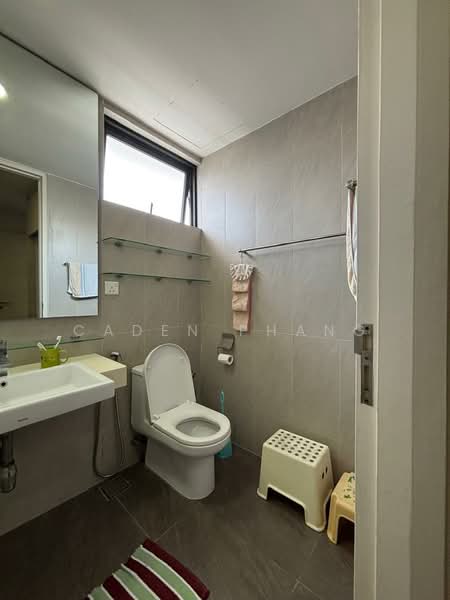 Servis Apartment untuk Disewa di Jaya One Residences - Caden Phang - Bathroom - PropertyGuru.com.my