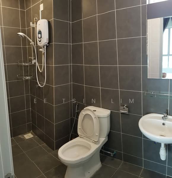 Kediaman Servis untuk Disewa di The Zizz @ Damansara North - Ee Tsin Lim - Bathroom - PropertyGuru.com.my