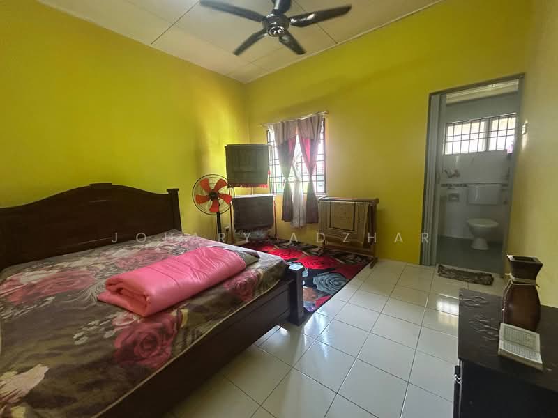 2-storey Terraced House for Sale in Taman Desa Mas (Rawang) - Johary Adzhar - Bedroom - PropertyGuru.com.my