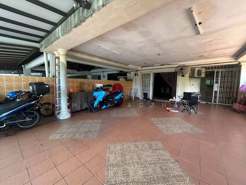 2-storey Terraced House for Sale in Taman Desa Mas (Rawang) - Johary Adzhar - Exterior - PropertyGuru.com.my