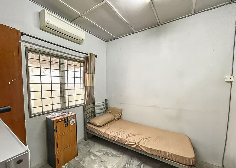Rumah Teres 1 Tingkat untuk Dijual di Bandar Bukit Beruntung (Bukit Beruntung) - Zann Fauzan - Bedroom - PropertyGuru.com.my