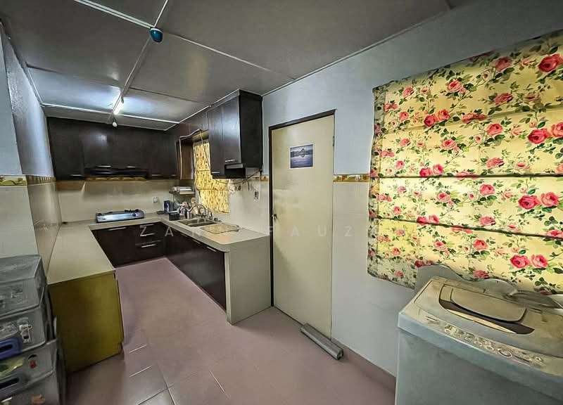 Rumah Teres 1 Tingkat untuk Dijual di Bandar Bukit Beruntung (Bukit Beruntung) - Zann Fauzan - Kitchen - PropertyGuru.com.my