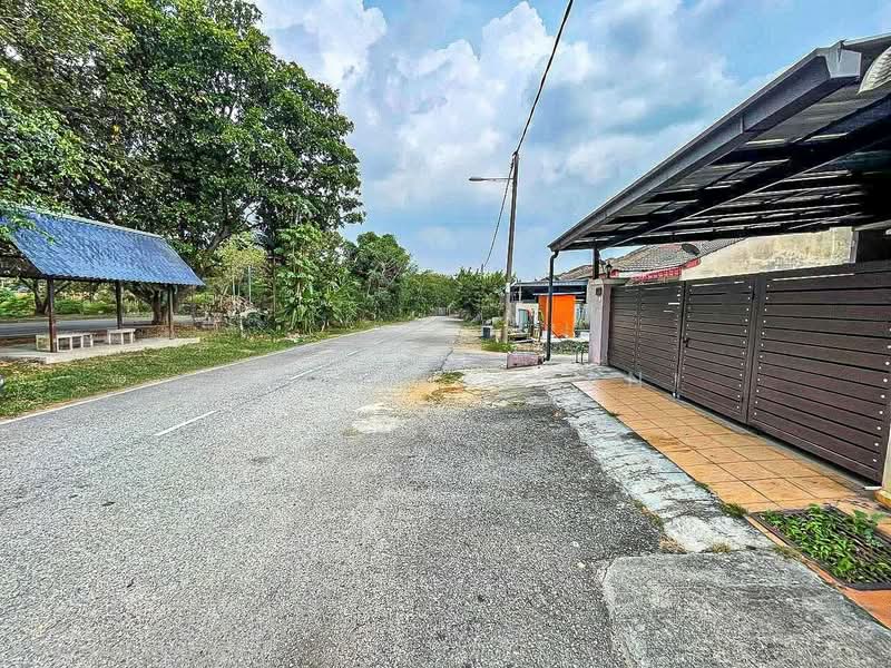 Rumah Teres 1 Tingkat untuk Dijual di Bandar Bukit Beruntung (Bukit Beruntung) - Zann Fauzan - Exterior - PropertyGuru.com.my