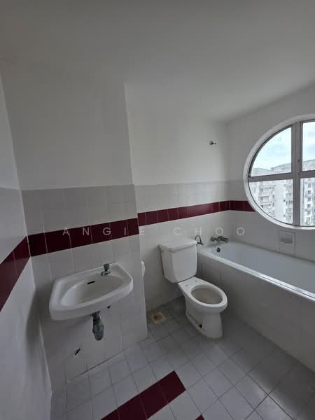 Condominium for Sale at Bay View Villas - Angie Choo - PropertyGuru.com.my