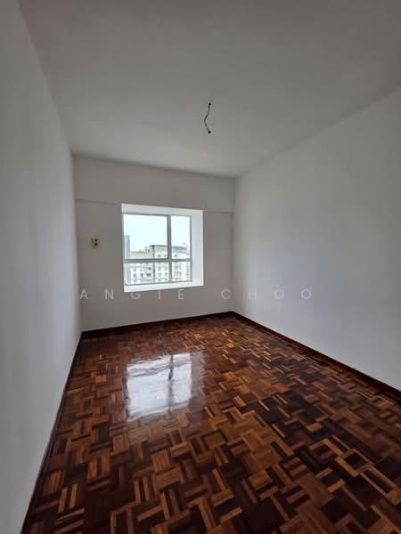Condominium for Sale at Bay View Villas - Angie Choo - PropertyGuru.com.my