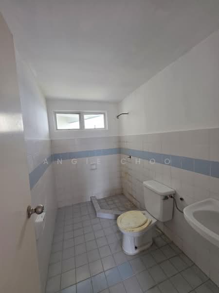Condominium for Sale at Bay View Villas - Angie Choo - PropertyGuru.com.my