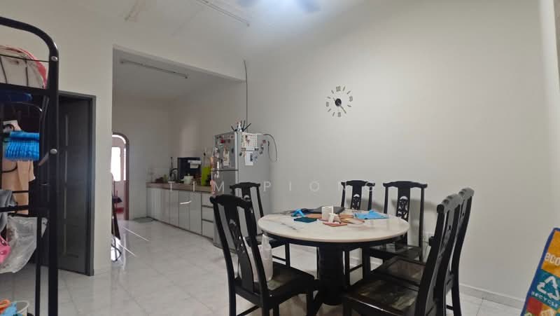 1-storey Terraced House for Sale in Taman Cheng Ria (Bertam) - Tim Piong - Kitchen - PropertyGuru.com.my