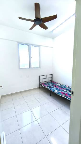 Flat for Rent at IDEAL RESIDENCY - Amy Toh - Bedroom - PropertyGuru.com.my