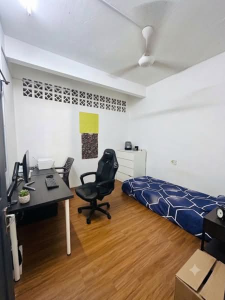 1-storey Terraced House for Sale in Sea Park (Petaling Jaya) - Nadia Shukri - Bedroom - PropertyGuru.com.my