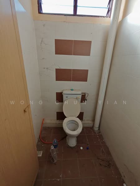 Kedai / Pejabat untuk Dijual di Pendang (Kedah) - Wong Chun Yian - Bathroom - PropertyGuru.com.my