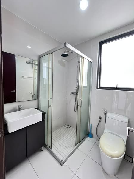 Kondominium untuk Disewa di Kings Bay @ Country Garden Danga Bay - Edward Siow - Bathroom - PropertyGuru.com.my