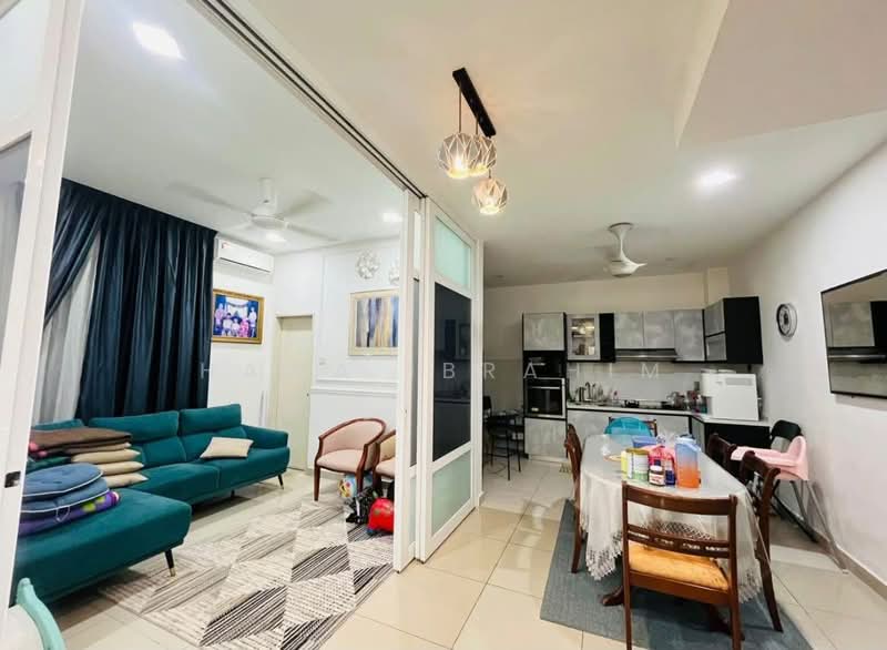 Rumah Kluster untuk Dijual di Nilai (Negeri Sembilan) - Hawa Ibrahim - Living Room - PropertyGuru.com.my