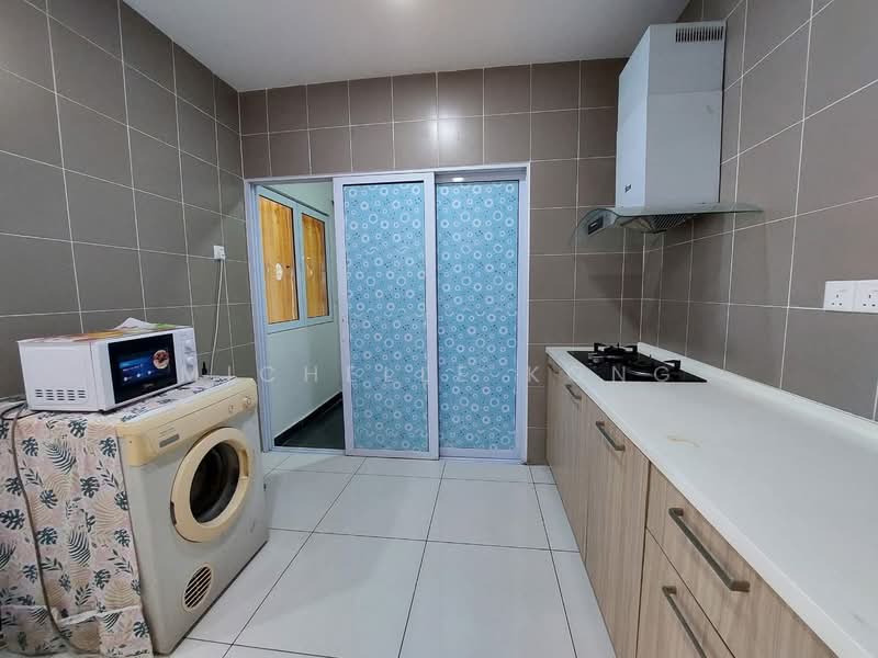 Kondominium untuk Disewa di Aurora Residence @ Lake Side City - Michelle Kong - Kitchen - PropertyGuru.com.my