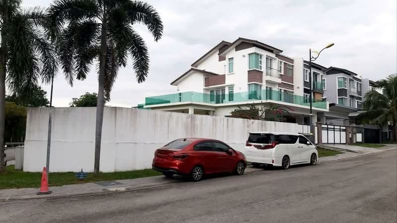 Semi-Detached House for Sale in Cheras (Selangor) - Harry Lee - Exterior - PropertyGuru.com.my