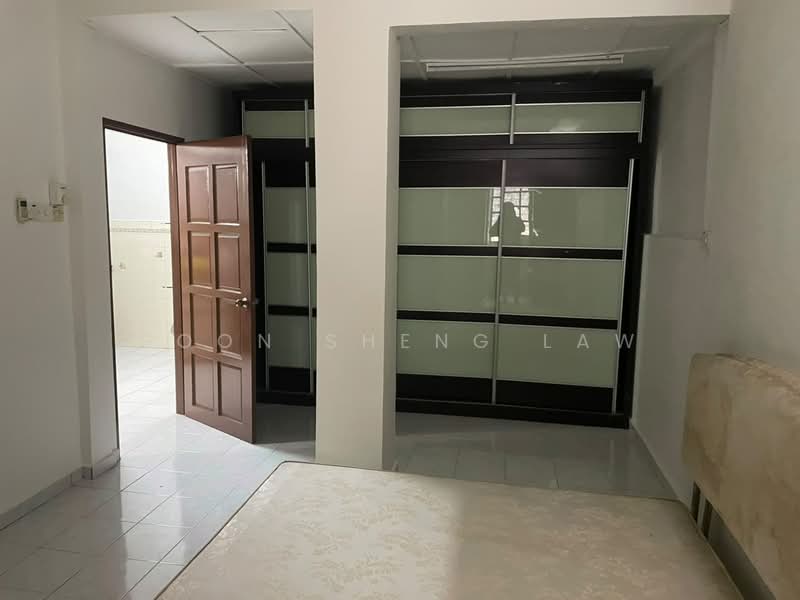 Rumah Teres 2 Tingkat untuk Dijual di Saujana Impian (Kajang) - Soon Sheng Law - Bedroom - PropertyGuru.com.my