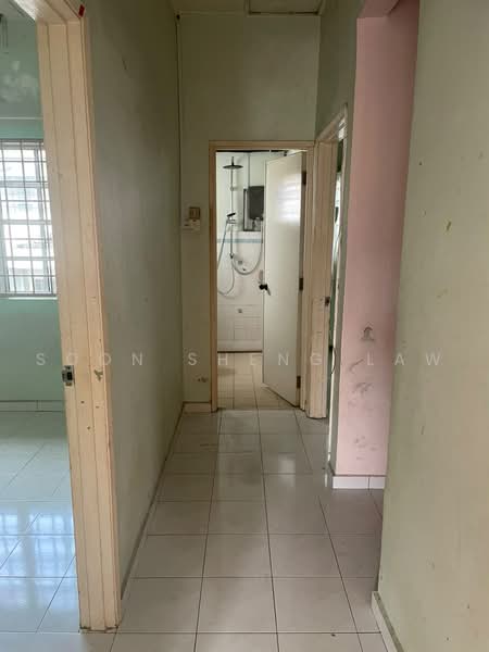 Rumah Teres 2 Tingkat untuk Dijual di Saujana Impian (Kajang) - Soon Sheng Law - Corridor - PropertyGuru.com.my