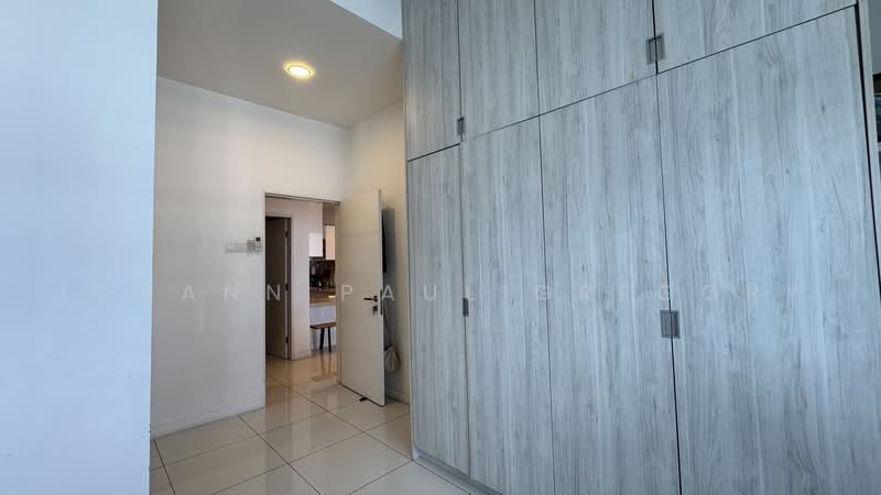 Service Residence for Sale at Skypod Residence - Johann Paul Gregory - Interior - PropertyGuru.com.my