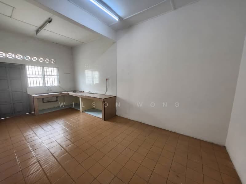 Rumah Teres 1 Tingkat untuk Dijual di Taman Kepong (Kepong) - Wilson Wong - Kitchen - PropertyGuru.com.my