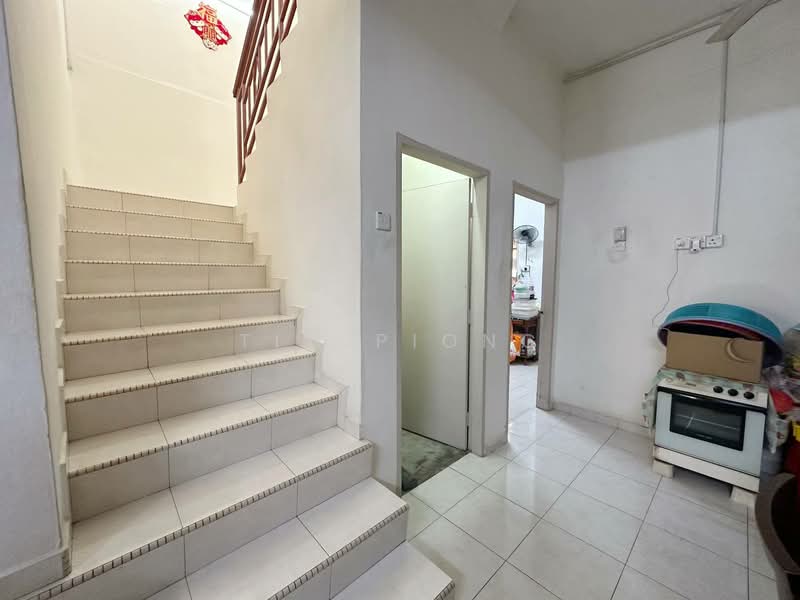 2-storey Terraced House for Sale in Taman Pandan Indah (Klebang) - Tim Piong - Interior - PropertyGuru.com.my