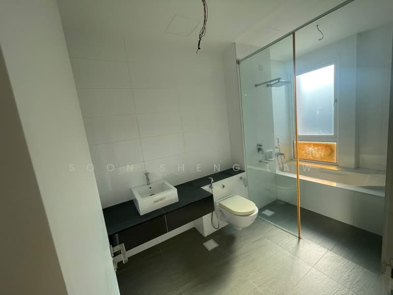 Semi-Detached House for Sale in Taman Nadayu 92 (Kajang) - Soon Sheng Law - Bathroom - PropertyGuru.com.my