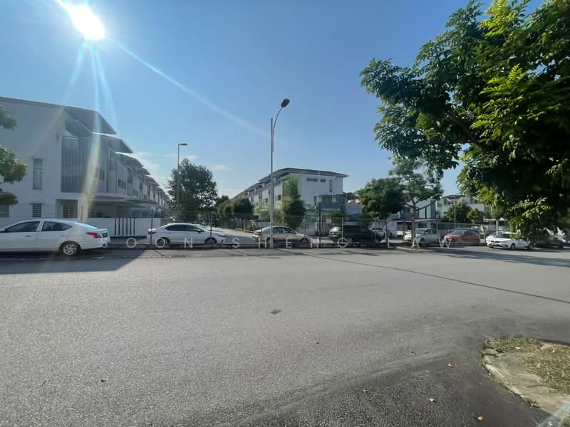 Semi-Detached House for Sale in Taman Nadayu 92 (Kajang) - Soon Sheng Law - Exterior - PropertyGuru.com.my