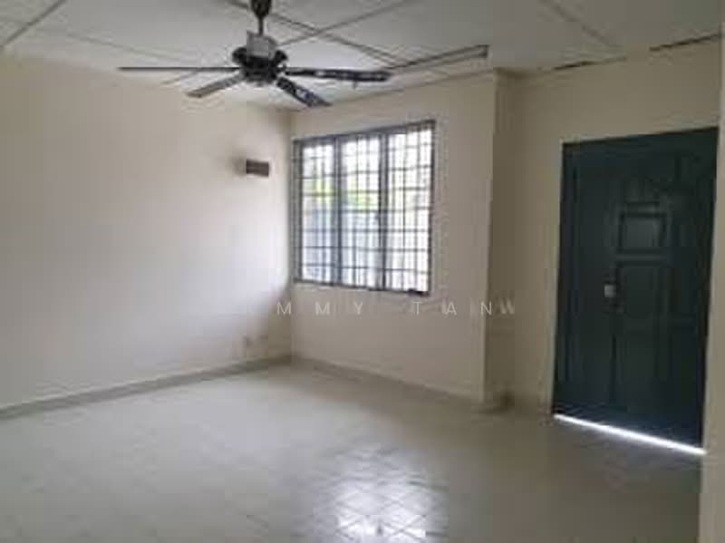 Rumah Teres 1.5-Tingkat untuk Dijual di Seksyen 7 (Kota Damansara) - Tammy Tan - Living Room - PropertyGuru.com.my