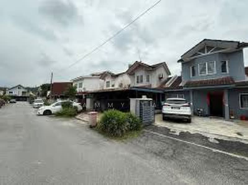 Rumah Teres 1.5-Tingkat untuk Dijual di Seksyen 7 (Kota Damansara) - Tammy Tan - Exterior - PropertyGuru.com.my