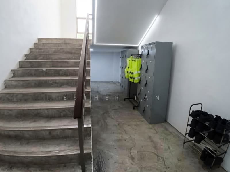 Factory for Rent in Taman Perindustrian Meranti Jaya (Puchong) - Esther Tan - Corridor - PropertyGuru.com.my
