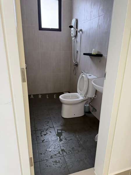 Servis Apartment untuk Disewa di MKH Boulevard II - Scarlett Wong - Bathroom - PropertyGuru.com.my