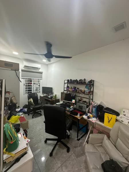 Rumah Teres 2.5 Tingkat untuk Dijual di Taman Bukit Permai (Ampang) - Krist Wooi - Study - PropertyGuru.com.my