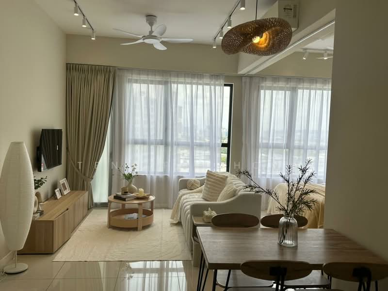 Servis Apartment untuk Disewa di SouthPlace Residences @ Tropicana Metropark - Teng Poh Hong - Living Room - PropertyGuru.com.my