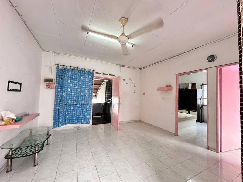 Rumah Flat untuk Dijual di Bandar Selesa Jaya - Jordan . - PropertyGuru.com.my