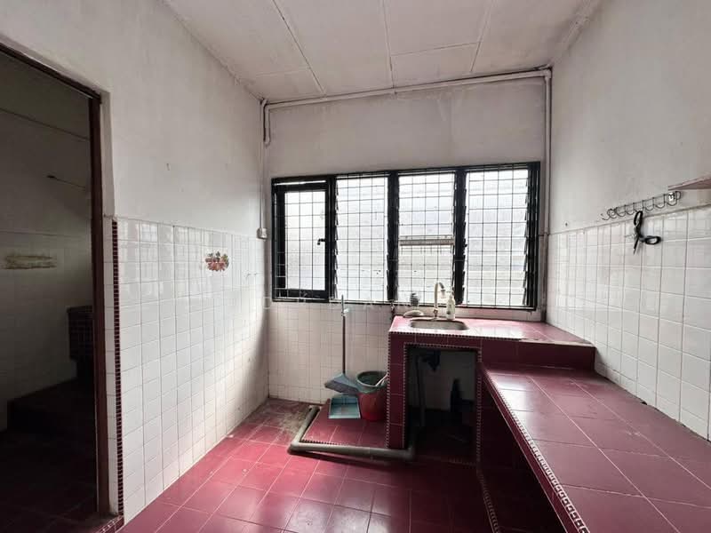 Rumah Flat untuk Dijual di Bandar Selesa Jaya - Jordan . - PropertyGuru.com.my