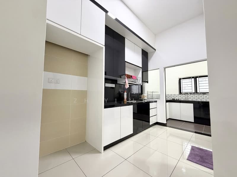 2-storey Terraced House for Sale in Bandar Putra (Kulai) - Zhiyi Lee - Kitchen - PropertyGuru.com.my