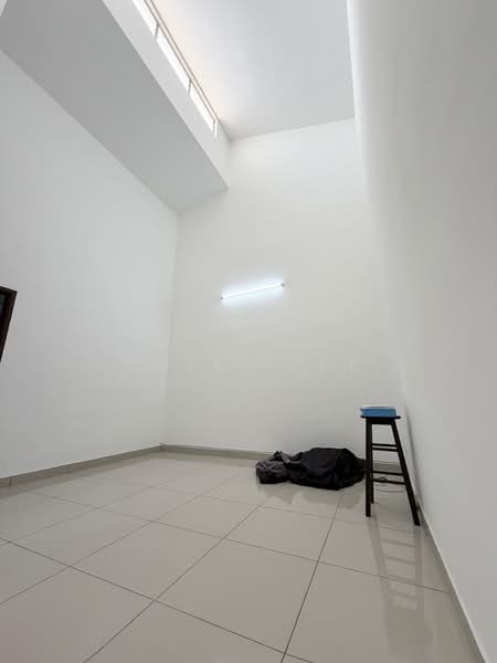 2-storey Terraced House for Sale in Bandar Putra (Kulai) - Zhiyi Lee - Living Room - PropertyGuru.com.my