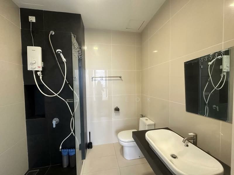 Apartment for Sale at Eco Nest @ Eco Botanic - Jin Teok - Bathroom - PropertyGuru.com.my