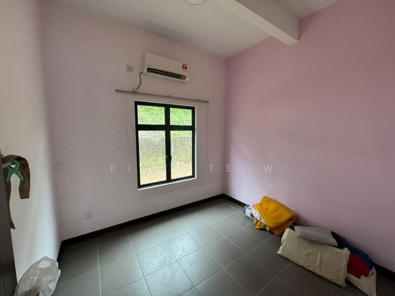 Semi-Detached House for Sale in Taman Nusa Idaman (Iskandar Puteri (Nusajaya)) - Kinki Teow - Bedroom - PropertyGuru.com.my