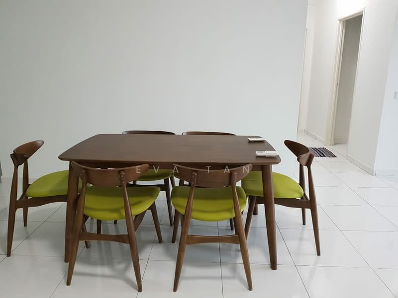 Servis Apartment untuk Dijual di Sky Loft Premium Suites - Eva Tan - Dining Room - PropertyGuru.com.my