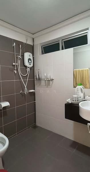 Pangsapuri untuk Dijual di Idaman Residence - Jordan . - PropertyGuru.com.my