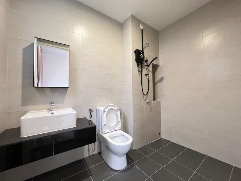 Rumah Bandar untuk Disewa di Eco Ardence (Setia Alam) - Winnie Lee - Bathroom - PropertyGuru.com.my