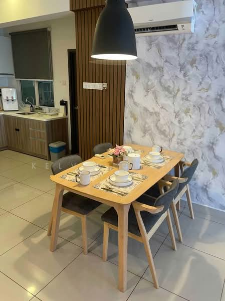 Kondominium untuk Disewa di The Majestic - Kelvin Chong - Dining Room - PropertyGuru.com.my