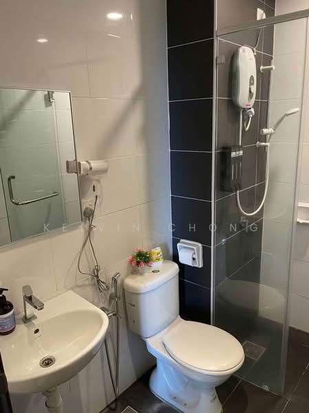 Kondominium untuk Disewa di The Majestic - Kelvin Chong - Bathroom - PropertyGuru.com.my