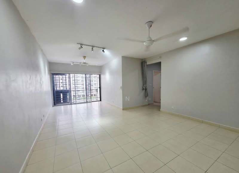 Pangsapuri untuk Disewa di Seri Kasturi Apartments - Reiyn . - Living Room - PropertyGuru.com.my