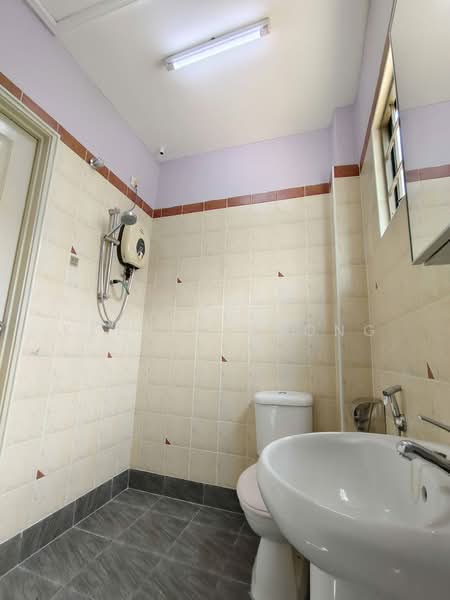 Rumah Teres 2 Tingkat untuk Disewa di Seri Palma (Simpang Pulai) - Kelvin Chong - Bathroom - PropertyGuru.com.my