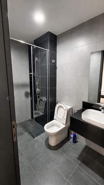 Servis Apartment untuk Disewa di Sunway Velocity TWO - Calvin Chong - Bathroom - PropertyGuru.com.my