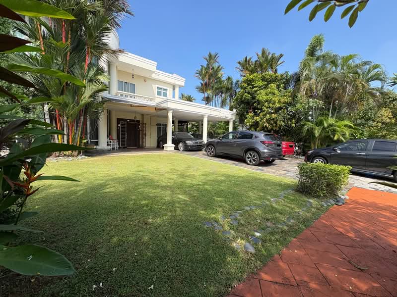 Semi-Detached House for Sale in Seksyen 13 (Shah Alam) - Hafiz Yaacob - Exterior - PropertyGuru.com.my