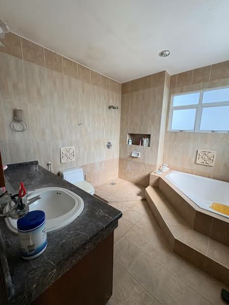 Semi-Detached House for Sale in Seksyen 13 (Shah Alam) - Hafiz Yaacob - Bathroom - PropertyGuru.com.my