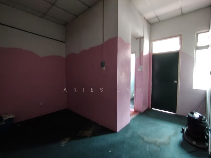 Shop / Office for Rent in Taman Gaya (Ulu Tiram) - Aries Lam - PropertyGuru.com.my