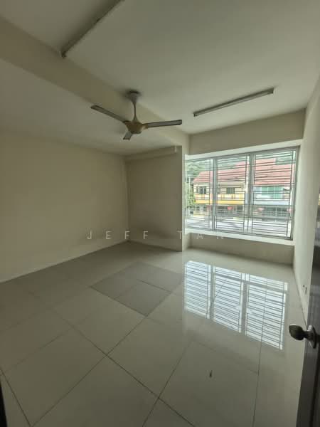 2-storey Terraced House for Rent in Batu Maung (Penang) - Jeff Tan - Interior - PropertyGuru.com.my